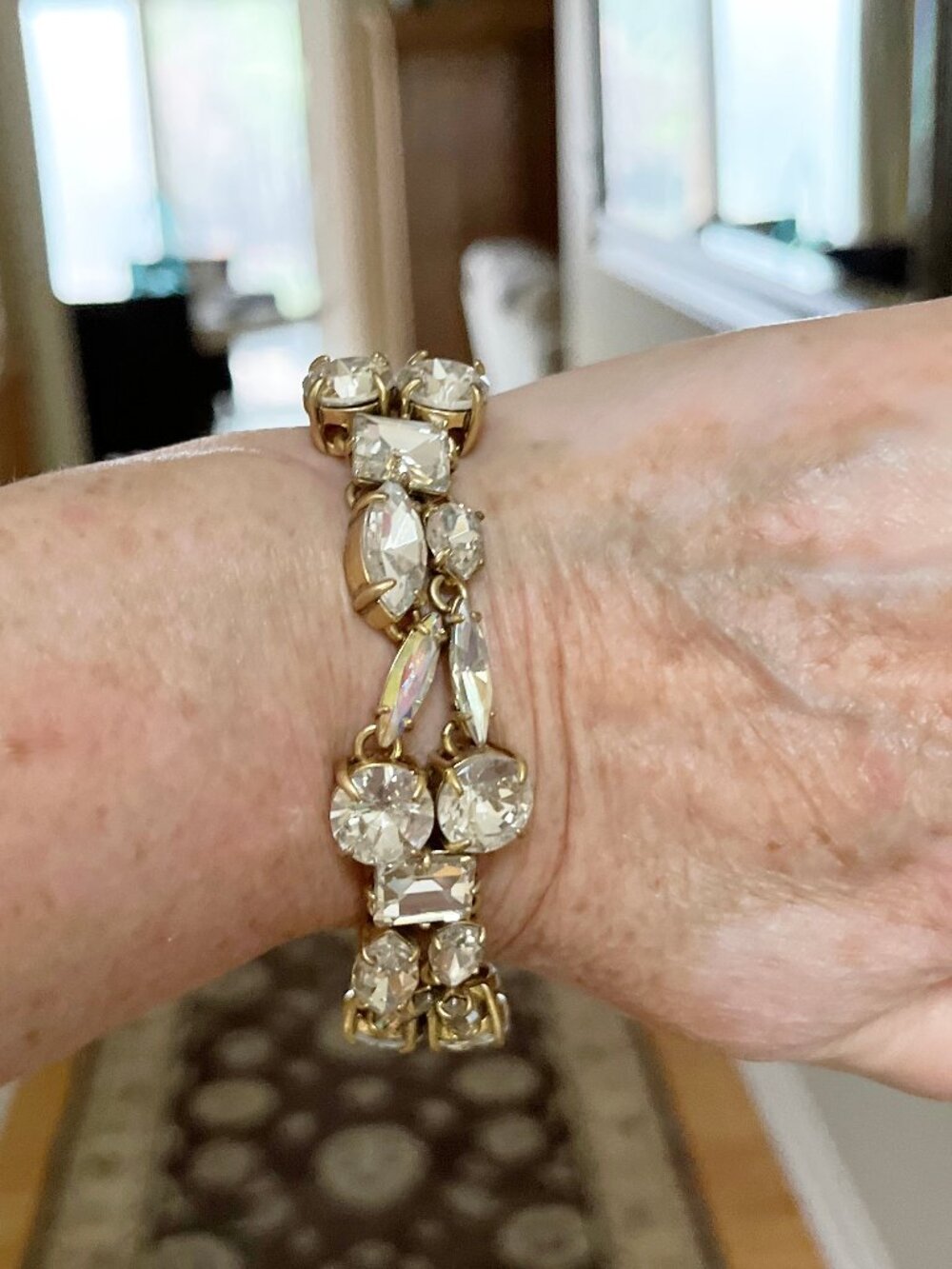 J.Crew Glass Crystal Bracelet in white and aurora borealis - Authentic